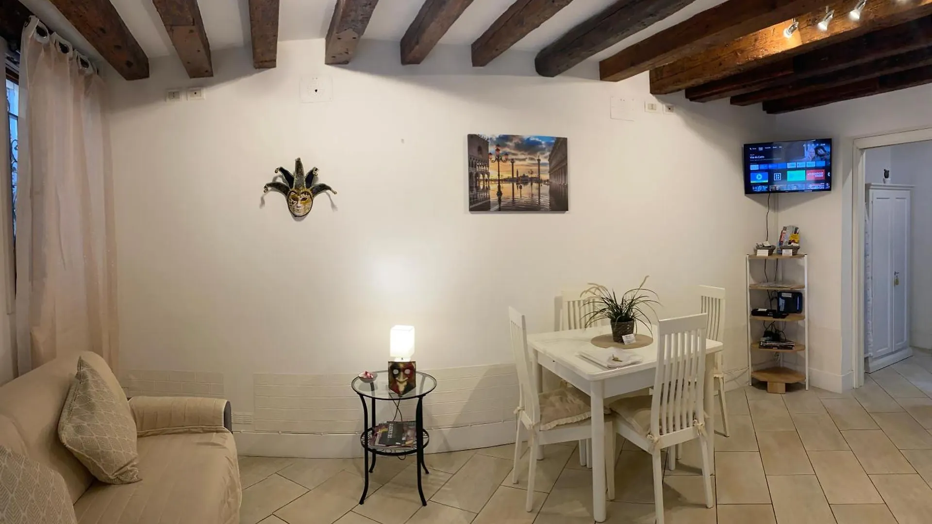 Biennale Ca Dario Apartment Venice 0*,  Italy